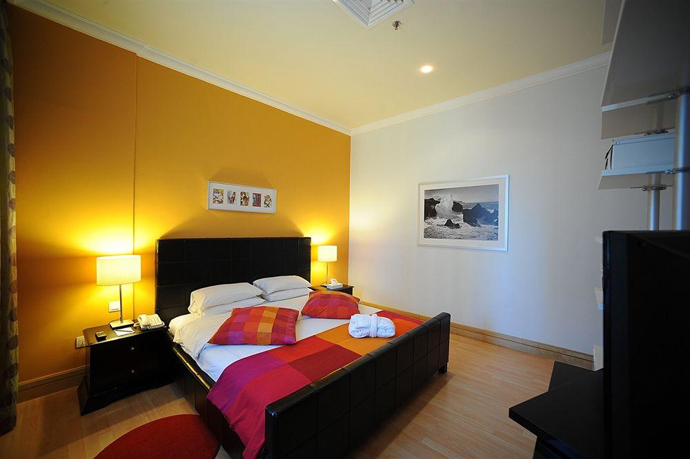 Hotel Le Royal Corniche Salmiya Exterior foto
