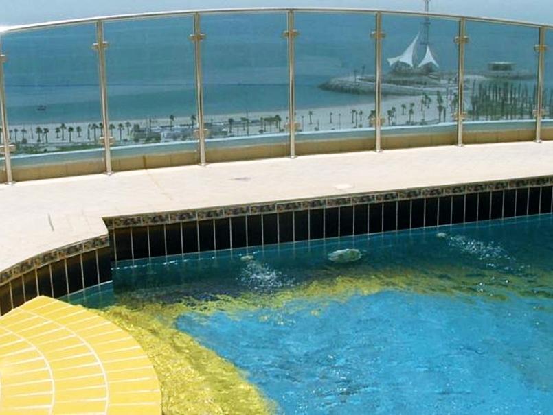 Hotel Le Royal Corniche Salmiya Exterior foto