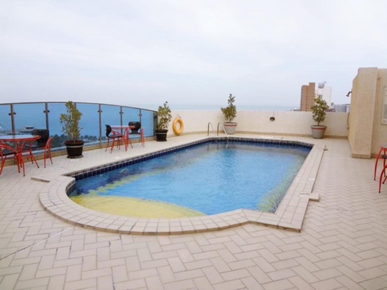 Hotel Le Royal Corniche Salmiya Exterior foto