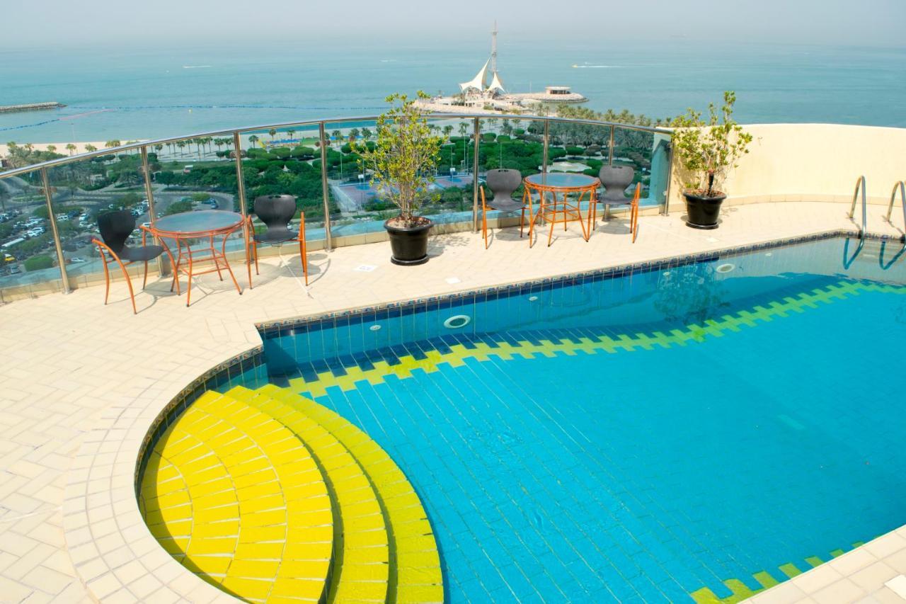 Hotel Le Royal Corniche Salmiya Exterior foto